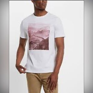 Men’s Express Tee. NWT. Sz M